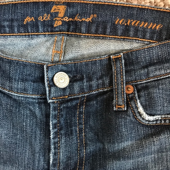 7 For All Mankind Roxanne Ragged End Shorts - Picture 4 of 8